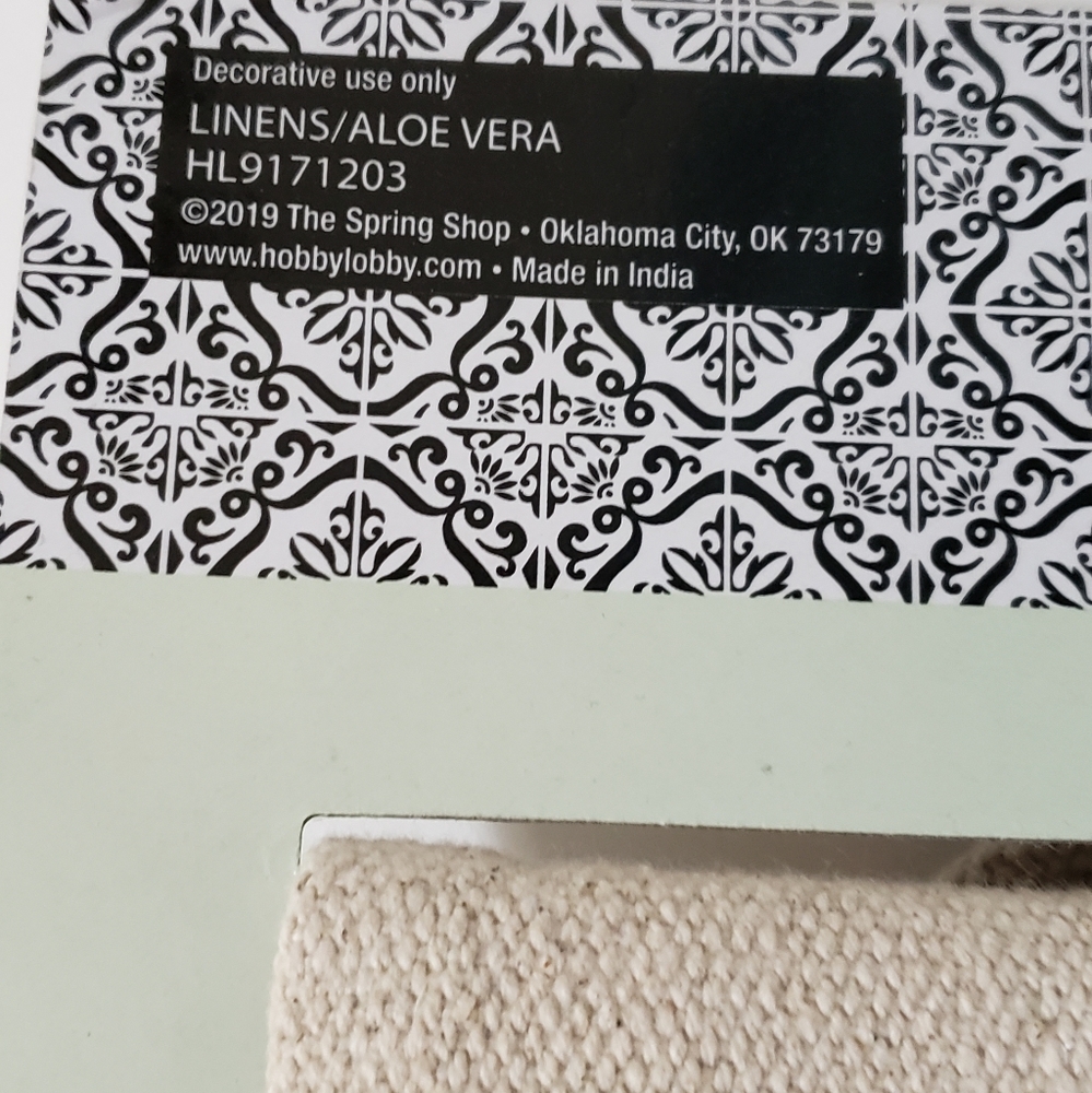 Boho Table Runner NWT - Picture 6 of 7